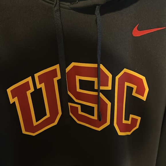 Brand new, never worn Nike USC hoodie. - Picture 3 of 3